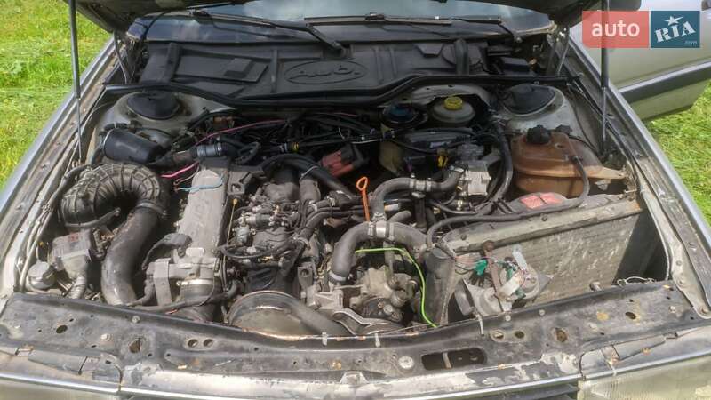 Седан Audi 200 1989 в Львове