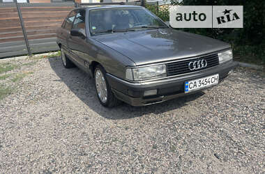 Седан Audi 200 1988 в Черкасах