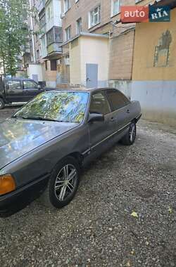 Седан Audi 200 1985 в Харькове