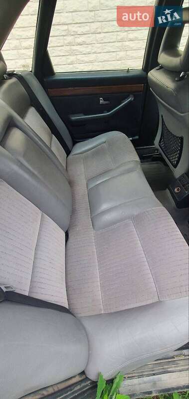 Седан Audi 200 1988 в Краматорске