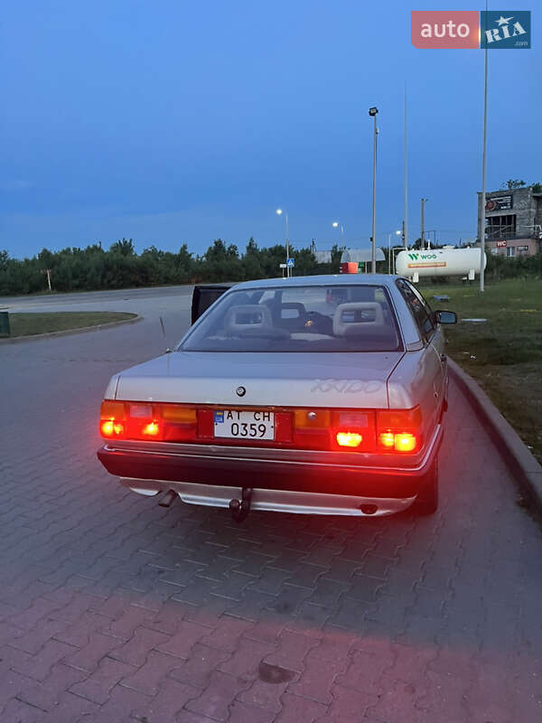 Седан Audi 200 1984 в Ивано-Франковске