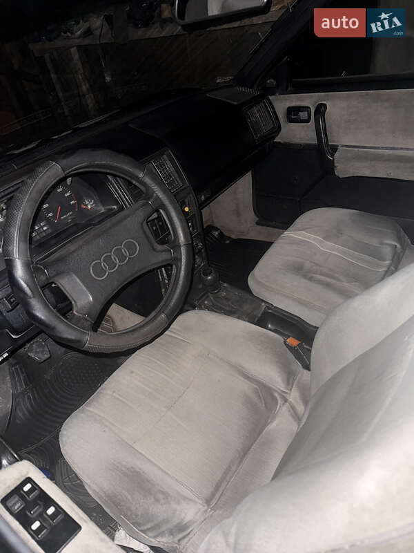 Седан Audi 200 1984 в Ивано-Франковске