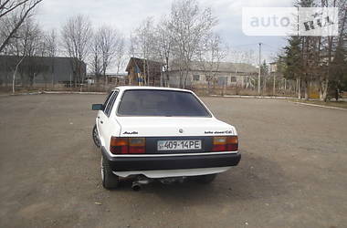 Седан Audi 80 1986 в Виноградове