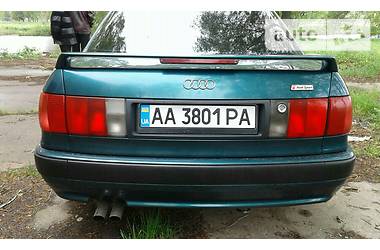 Седан Audi 80 1992 в Киеве