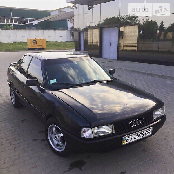 Седан Audi 80 1987 в Хмельницком