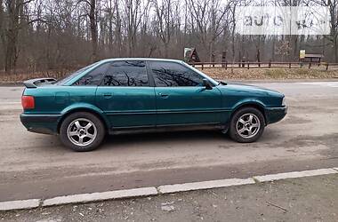 Седан Audi 80 1993 в 