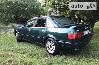 Седан Audi 80 1993 в 
