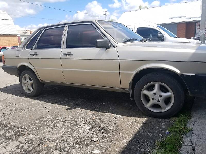 Audi 80 perehodka