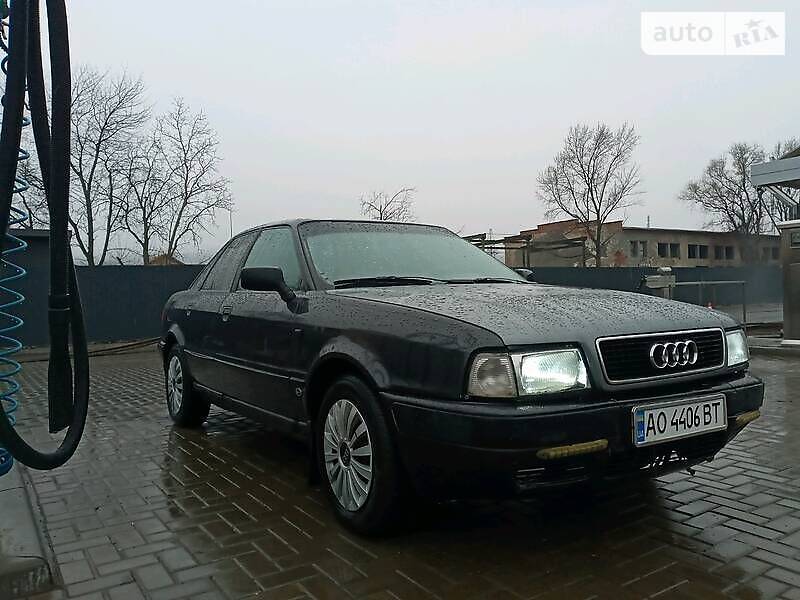 Седан Audi 80 1994 в Ужгороде