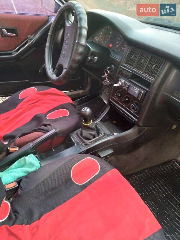 Седан Audi 80 1991 в Гайсину