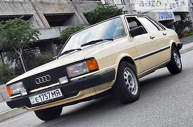 Седан Audi 80 1985 в Днепре