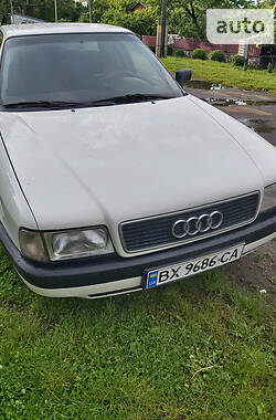 Седан Audi 80 1988 в Летичеве