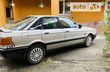 Седан Audi 80 1987 в Виноградове