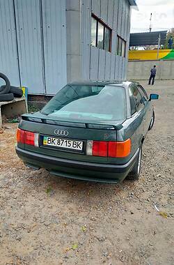 Седан Audi 80 1988 в Ровно