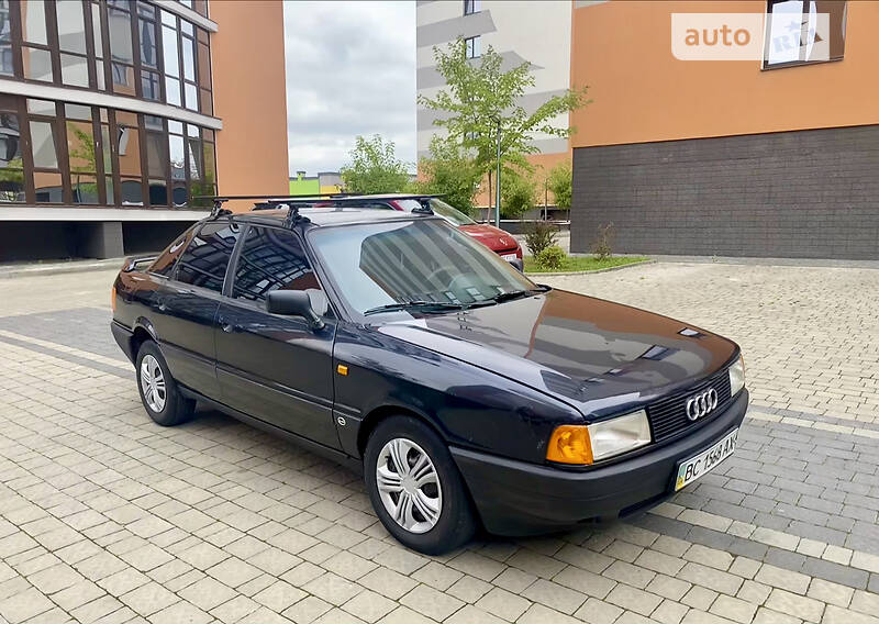Седан Audi 80 1991 в Івано-Франківську