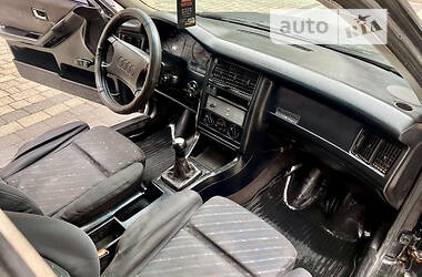 Седан Audi 80 1991 в 