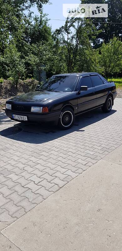 Седан Audi 80 1989 в Косові