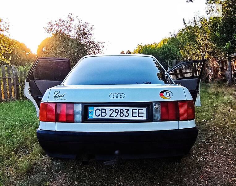 Audi 80