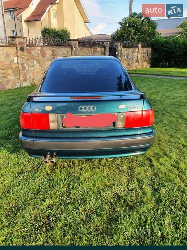 Седан Audi 80 1993 в Надвірній