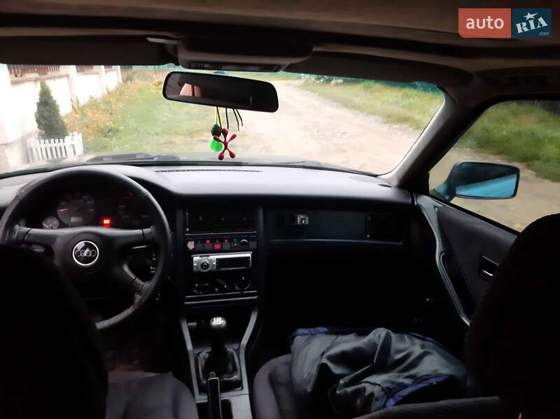 Седан Audi 80 1993 в Надвірній