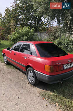 Седан Audi 80 1989 в Черновцах