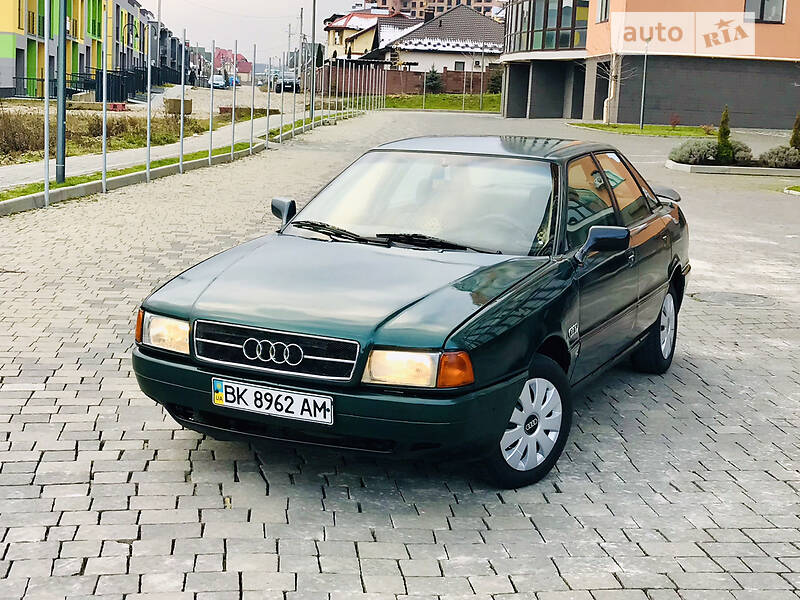 Седан Audi 80 1988 в Ивано-Франковске