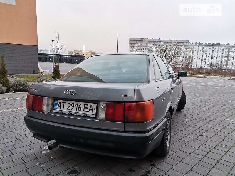 Седан Audi 80 1990 в Івано-Франківську