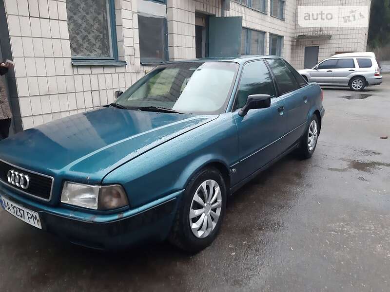 Седан Audi 80 1992 в Киеве