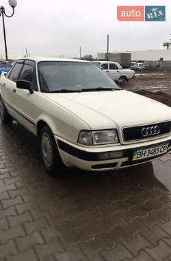 Седан Audi 80 1988 в Арцизові
