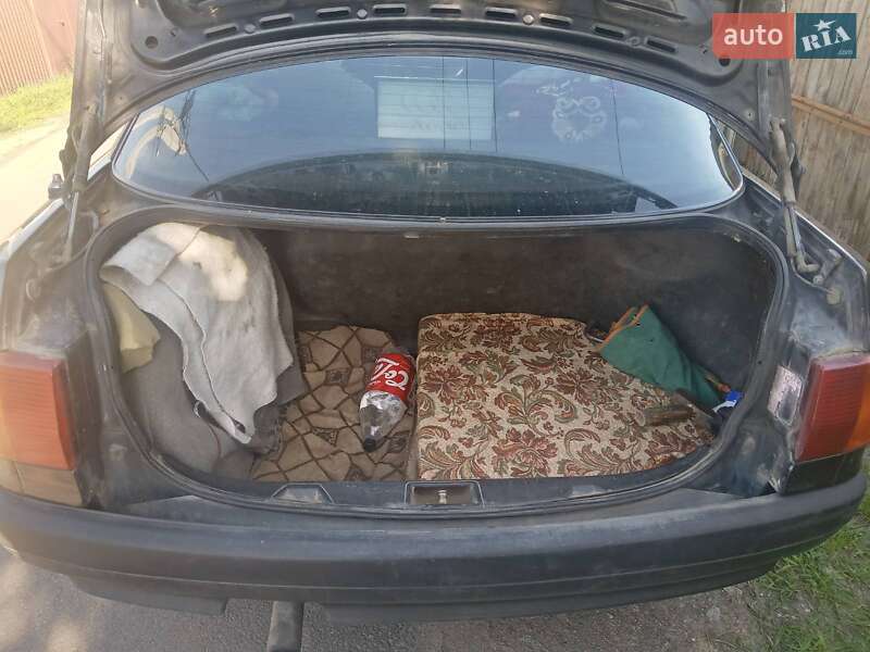 Седан Audi 80 1990 в Борисполе