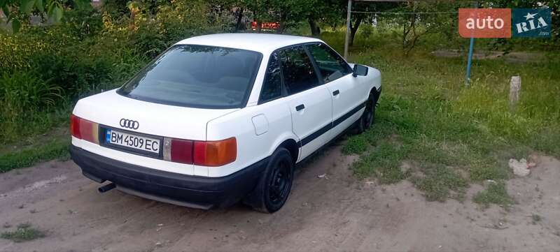 Седан Audi 80 1987 в Лубнах