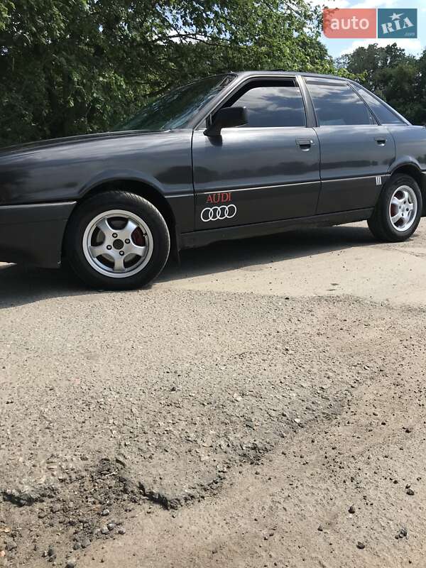 Седан Audi 80 1991 в Лубнах