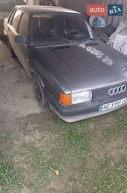 Седан Audi 80 1986 в Днепре