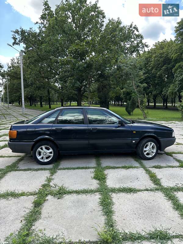 Седан Audi 80 1992 в Харькове