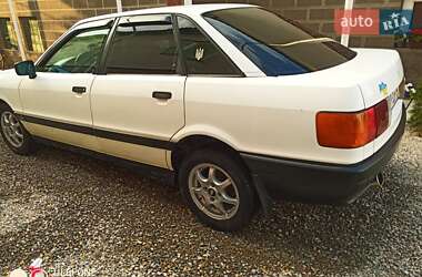 Седан Audi 80 1987 в Виноградове