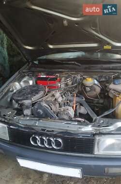 Седан Audi 80 1989 в Ужгороде