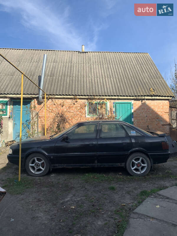 Седан Audi 80 1989 в Лубнах