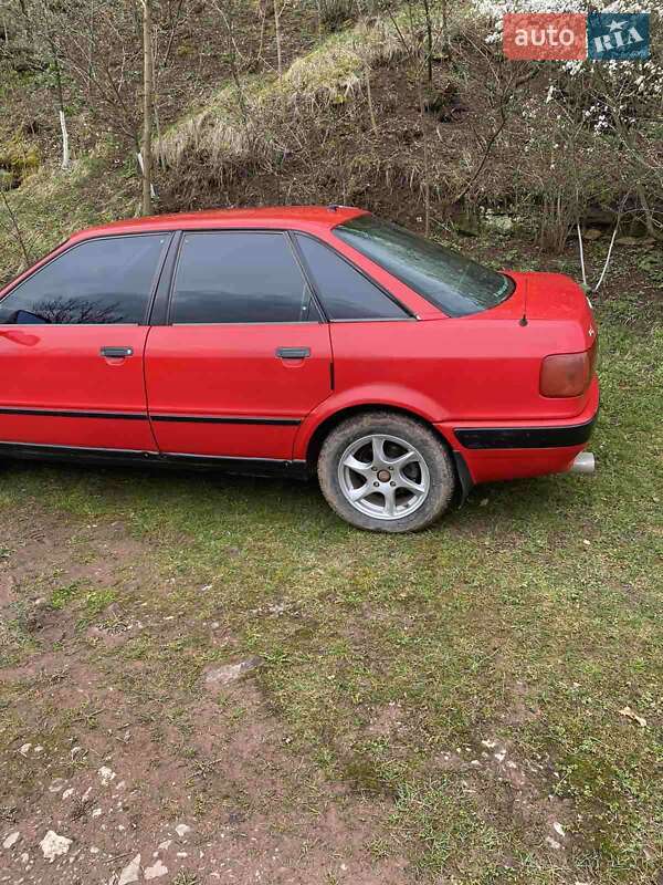Седан Audi 80 1993 в Залещиках