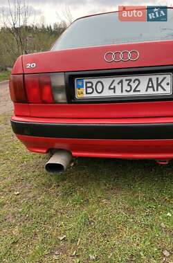 Седан Audi 80 1993 в Залещиках