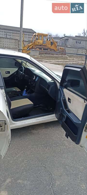 Седан Audi 80 1988 в Кременчуці