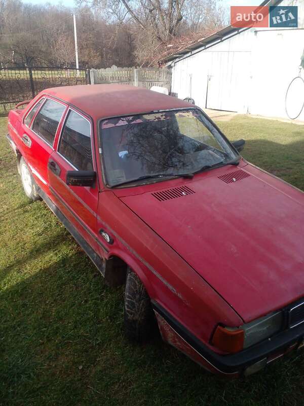 Седан Audi 80 1985 в Надворной