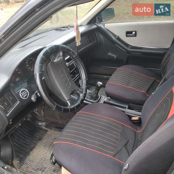 Седан Audi 80 1990 в Долине