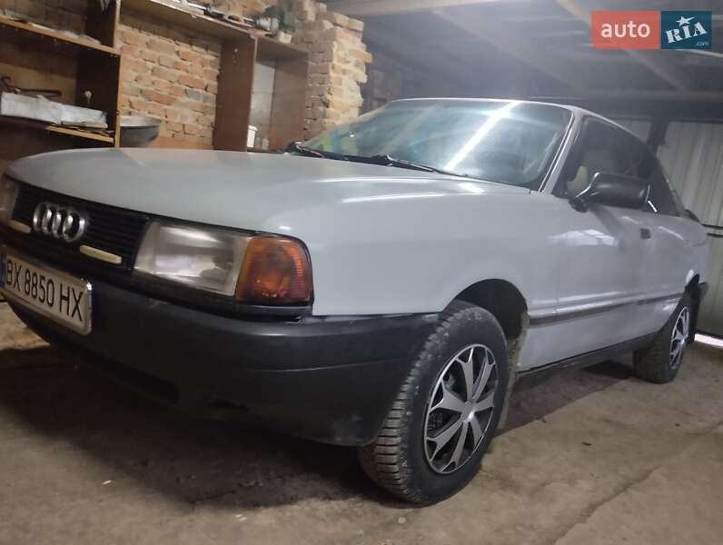 Седан Audi 80 1986 в Ярмолинцях