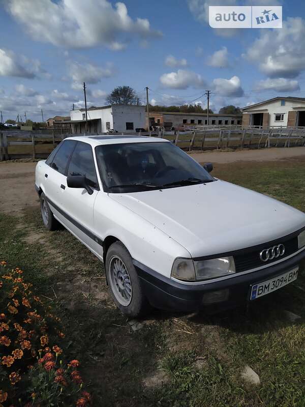 Седан Audi 80 1988 в Глухове