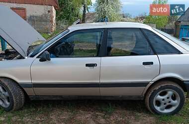 Седан Audi 80 1988 в Дубровице