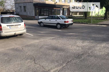 Седан Audi 80 1989 в Локачах