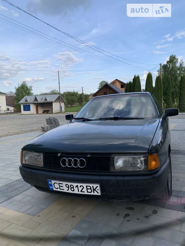 Седан Audi 80 1987 в Черновцах