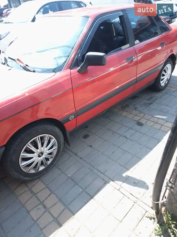 Audi 80