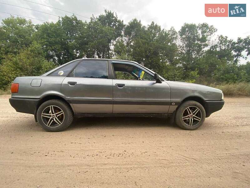 Седан Audi 80 1991 в Лебедині