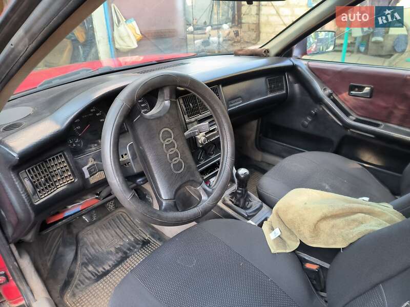 Седан Audi 80 1987 в Вознесенске
